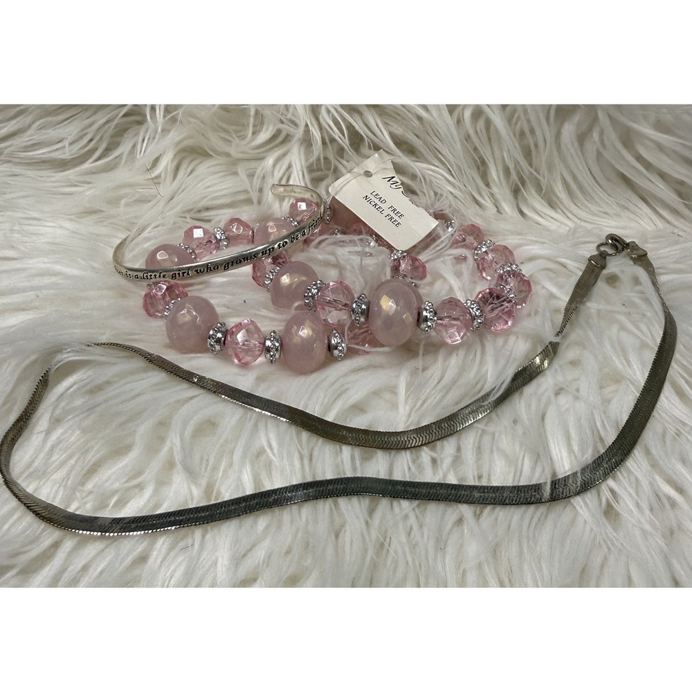 Lot Of (3) Pieces Of Jewelry